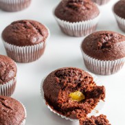 Koláč Čokoládový muffin s vanilkovou náplňou - 3 